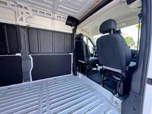 Used 2026 RAM ProMaster 2500 w/ Convenience Group FWD image 29