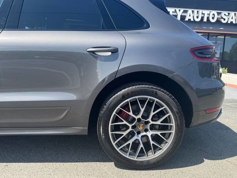 Used 2016 Porsche Macan Turbo w/ Premium Package Plus AWD/4WD image 22