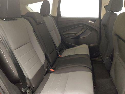 Used 2016 Ford Escape SE image 19