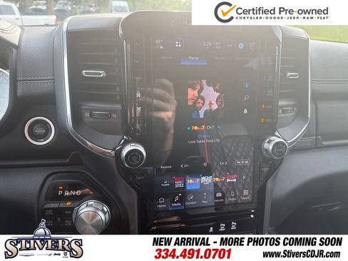 Certified 2025 RAM 1500 Laramie AWD/4WD image 17
