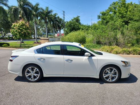 Used 2012 Nissan Maxima 3.5 SV w/ Sport Pkg FWD image 3