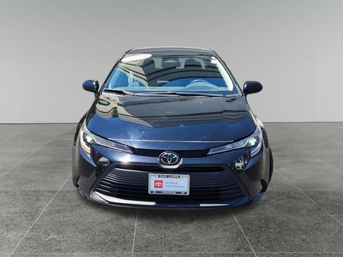 Certified 2024 Toyota Corolla LE FWD image 2