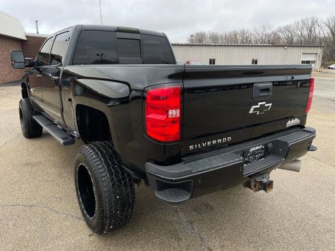 Used 2017 Chevrolet Silverado 2500 High Country w/ Duramax Plus Package image 3