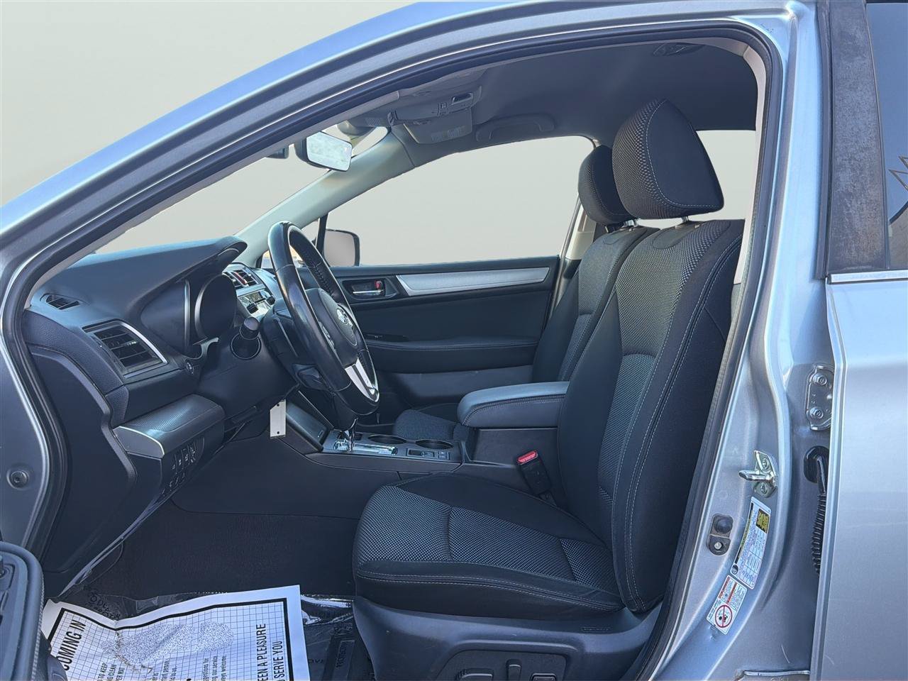 Used 2017 Subaru Outback 2.5i Premium AWD/4WD image 11