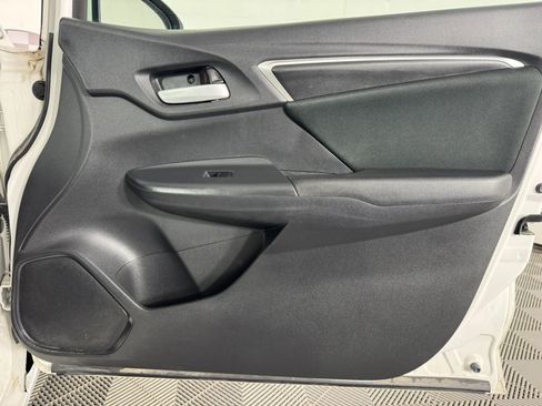 Used 2019 Honda Fit LX image 35