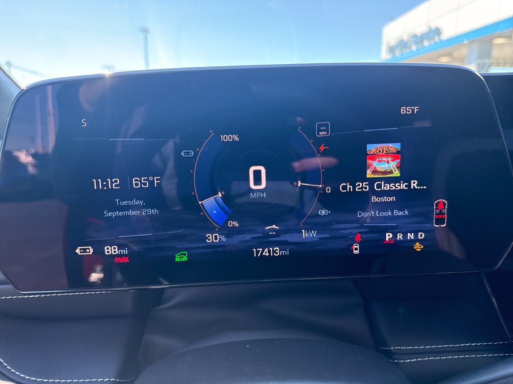 Used 2024 Chevrolet Blazer EV LT AWD/4WD image 19