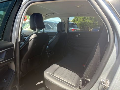Used 2024 Ford Edge SEL w/ Convenience Package AWD/4WD image 8