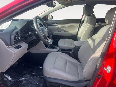 Used 2020 Hyundai Elantra Limited w/ Ultimate Package 03 image 9