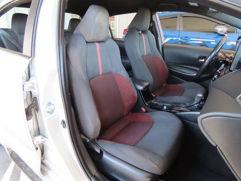Used 2024 Toyota Corolla SE FWD image 33