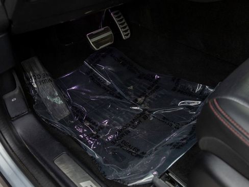 Used 2023 Land Rover Discovery Sport S R-Dynamic image 28