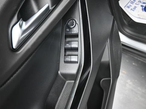 Used 2025 Chevrolet Equinox LT AWD/4WD image 11