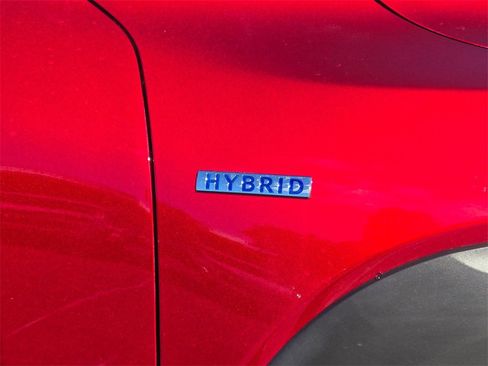 Certified 2025 MAZDA CX-50 2.5 Hybrid w/ Premium Plus Pkg image 9