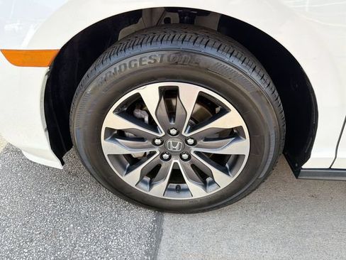 Used 2024 Honda Odyssey EX-L image 21