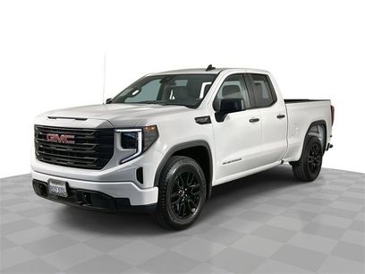 Used 2025 GMC Sierra 1500 Pro w/ Graphite Edition