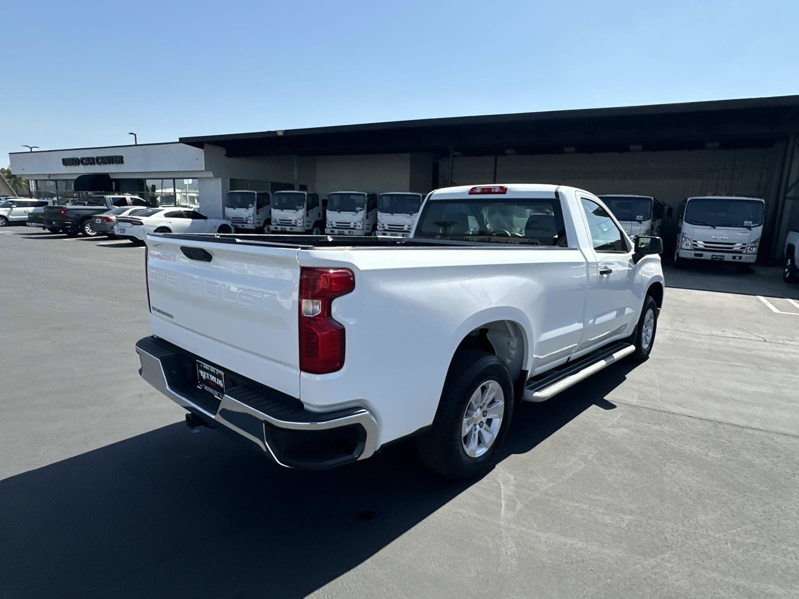 Used 2025 Chevrolet Silverado 1500 W/T RWD image 5