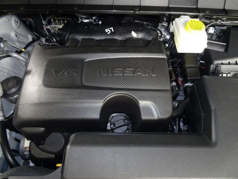 New 2025 Nissan Pathfinder Platinum w/ Cargo Package image 12