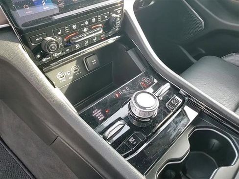 Certified 2025 Jeep Grand Cherokee Summit image 17