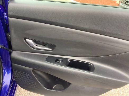 Used 2024 Hyundai Elantra SEL w/ Convenience Package image 22