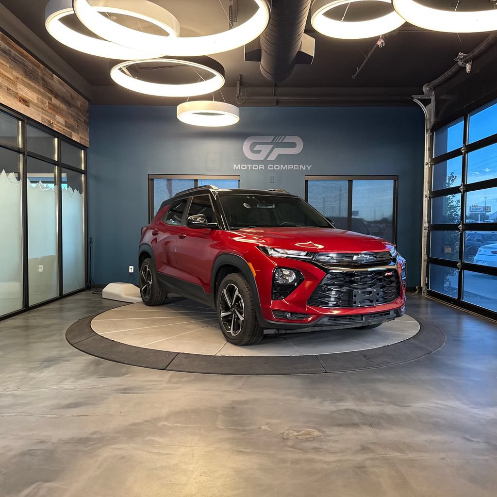 Used 2021 Chevrolet TrailBlazer RS w/ Convenience Package AWD/4WD image 1