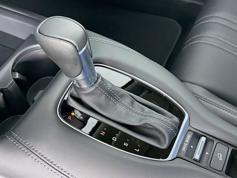 New 2026 Honda HR-V EX-L image 18