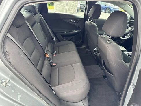 Used 2023 Chevrolet Malibu LT FWD image 32