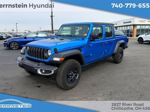 Used 2024 Jeep Gladiator Sport AWD/4WD image 5