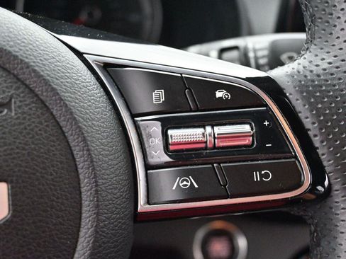Used 2022 Kia Forte GT-Line FWD image 17