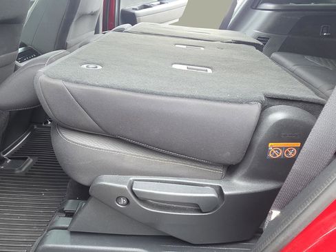 Used 2022 Nissan Pathfinder SV image 20