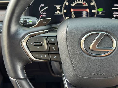 Used 2023 Lexus LX 600 Luxury w/ Appearance Package image 24