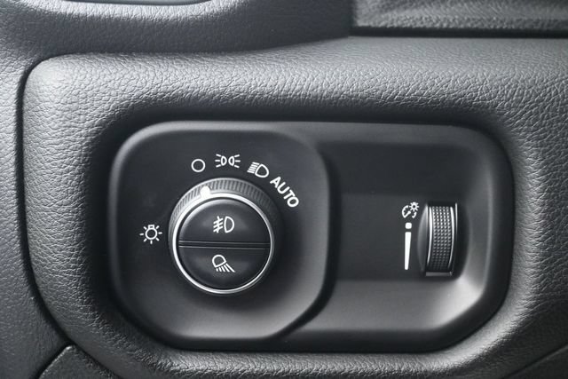 Used 2025 RAM 1500 Big Horn AWD/4WD image 18