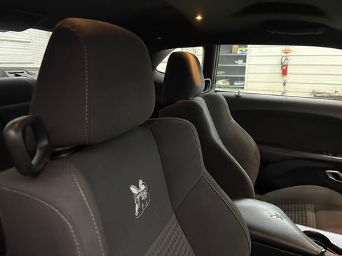 Used 2018 Dodge Challenger R/T Scat Pack w/ Dynamics Package image 24