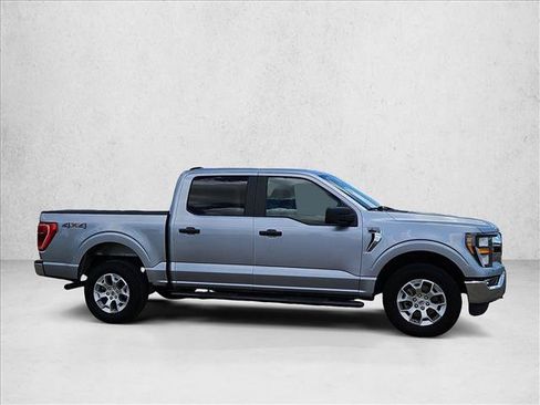 Used 2023 Ford F150 XLT AWD/4WD image 4