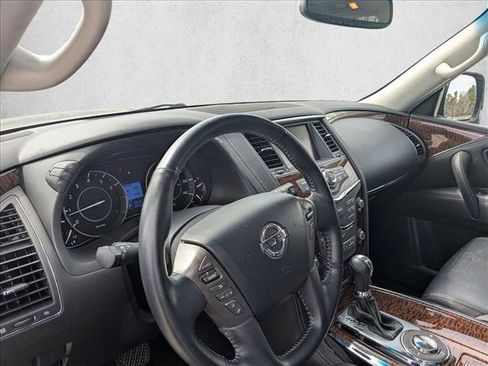 Used 2017 Nissan Armada SL w/ Moonroof Package image 10