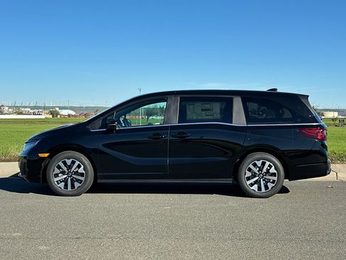 New 2026 Honda Odyssey EX-L image 7