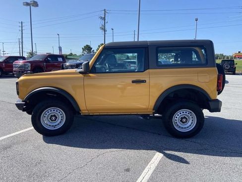 Used 2022 Ford Bronco 2-Door AWD/4WD image 6