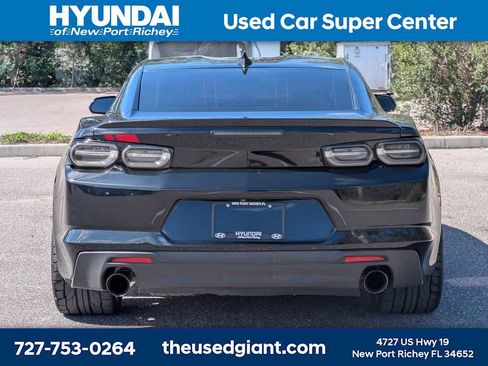 Used 2020 Chevrolet Camaro LT w/ Redline Edition RWD image 4