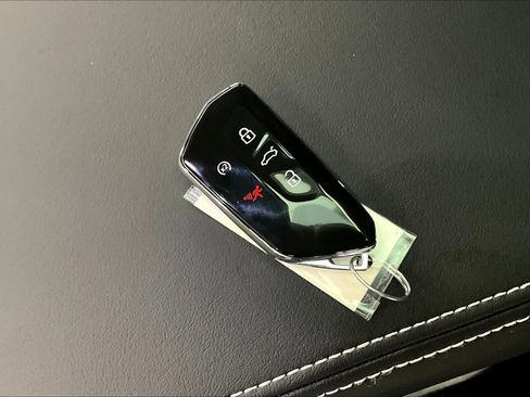 New 2026 Volkswagen Atlas Cross Sport SEL image 35