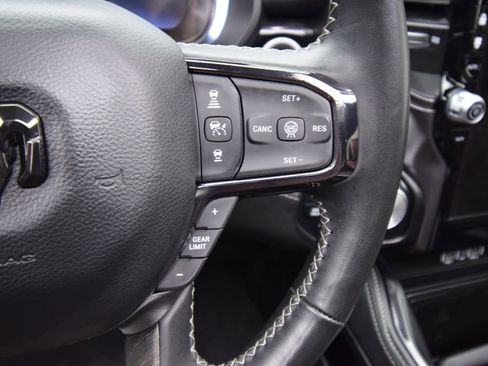 Certified 2025 RAM 1500 Limited image 36