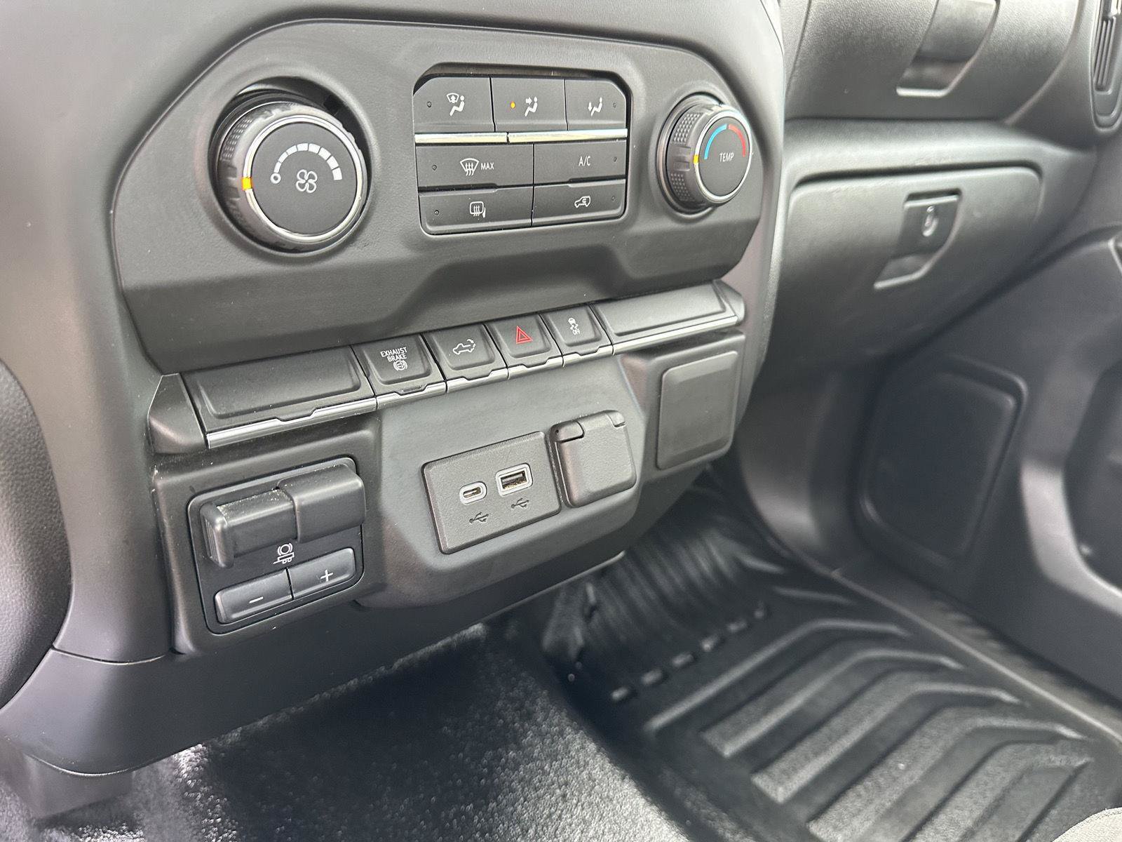 Used 2021 Chevrolet Silverado 2500 W/T w/ WT Fleet Convenience Package AWD/4WD image 27