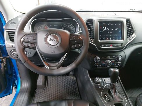 Used 2023 Jeep Cherokee Trailhawk w/ Trailer Tow Group AWD/4WD image 15