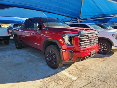 Used 2025 GMC Sierra 2500 AT4 w/ AT4 Premium Plus Package