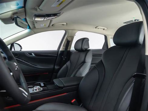 New 2026 Genesis G80 2.5T image 18