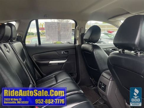 Used 2013 Ford Edge SE FWD image 16