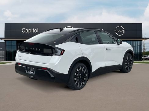 New 2026 Nissan Leaf Platinum+ w/ Cargo Package (Platinum+) image 5