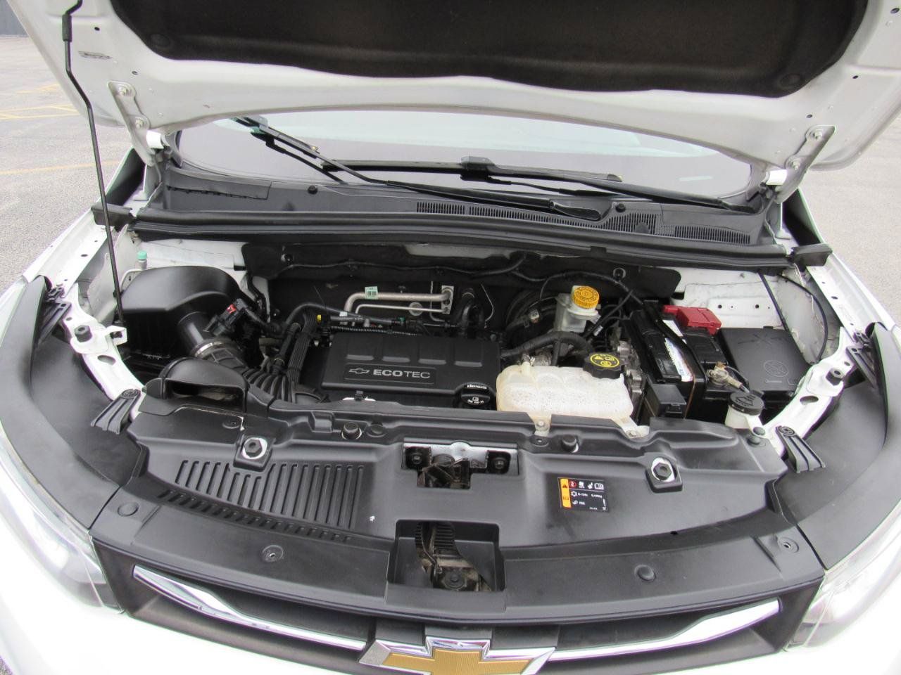 Used 2018 Chevrolet Trax LS AWD/4WD image 38
