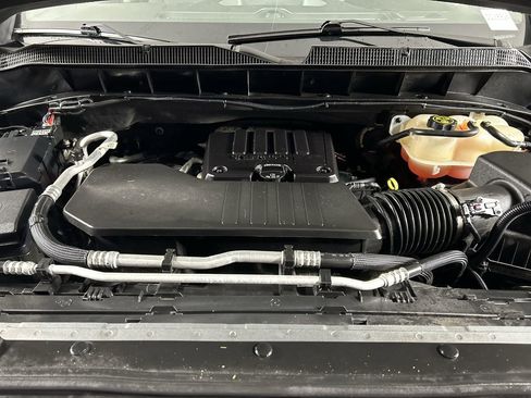 Used 2023 Chevrolet Silverado 1500 Custom image 11