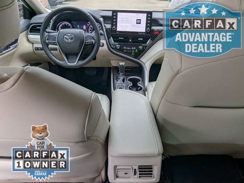 Used 2024 Toyota Camry XLE FWD image 16