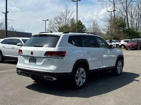 Certified 2023 Volkswagen Atlas SE w/ Panoramic Sunroof Package image 4