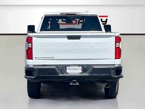 Used 2024 Chevrolet Silverado 2500 W/T w/ WT Convenience Package RWD image 6
