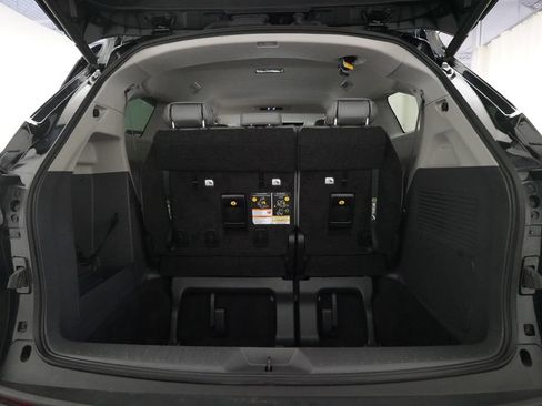 Used 2023 Toyota Sienna XLE image 10